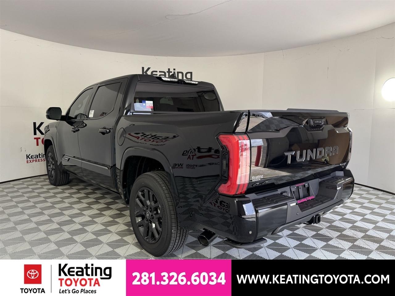Toyota Tundra Platinum CrewMax 4WD Hybrid 2026