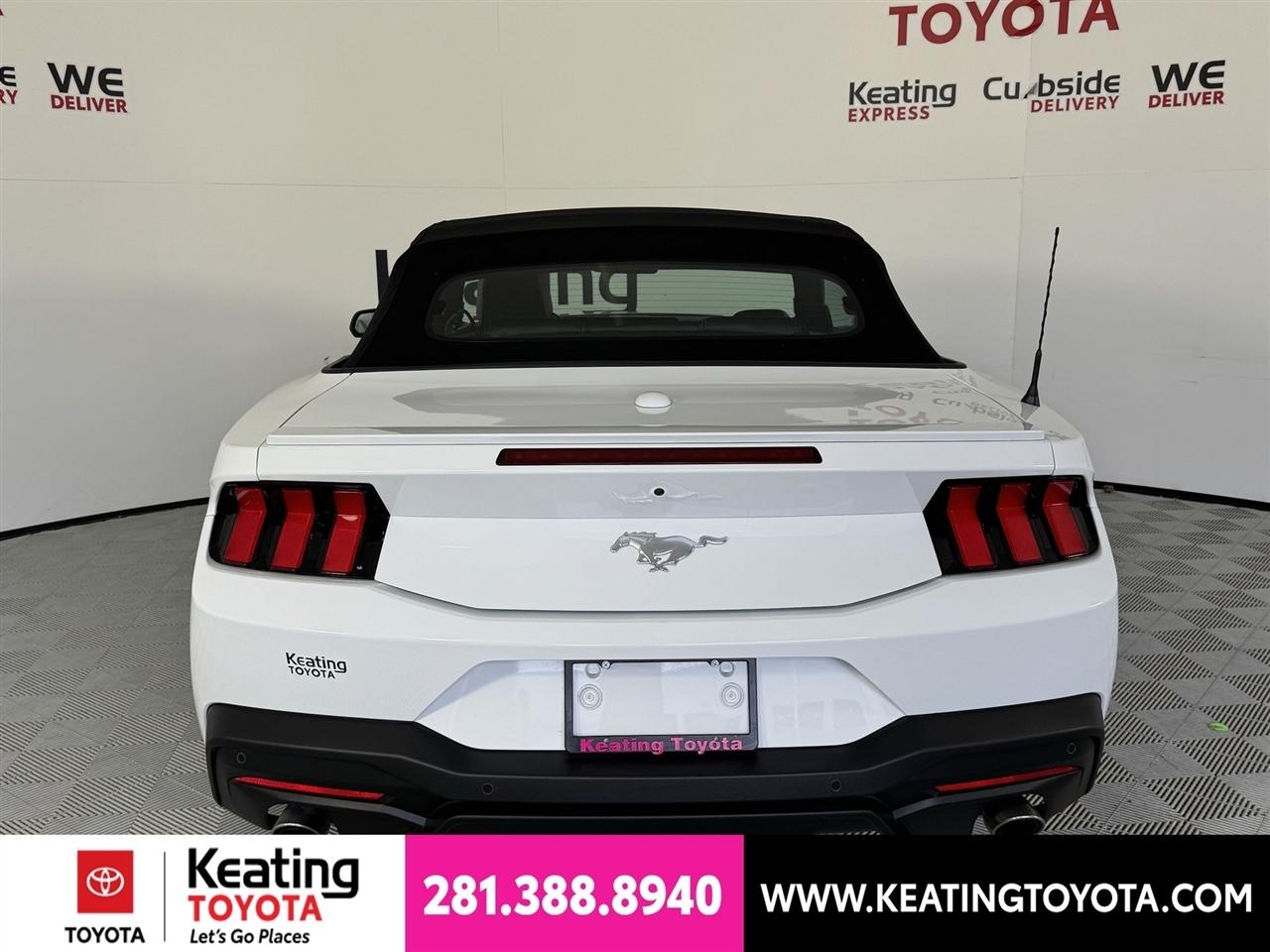 Ford Mustang EcoBoost Premium Convertible 2025