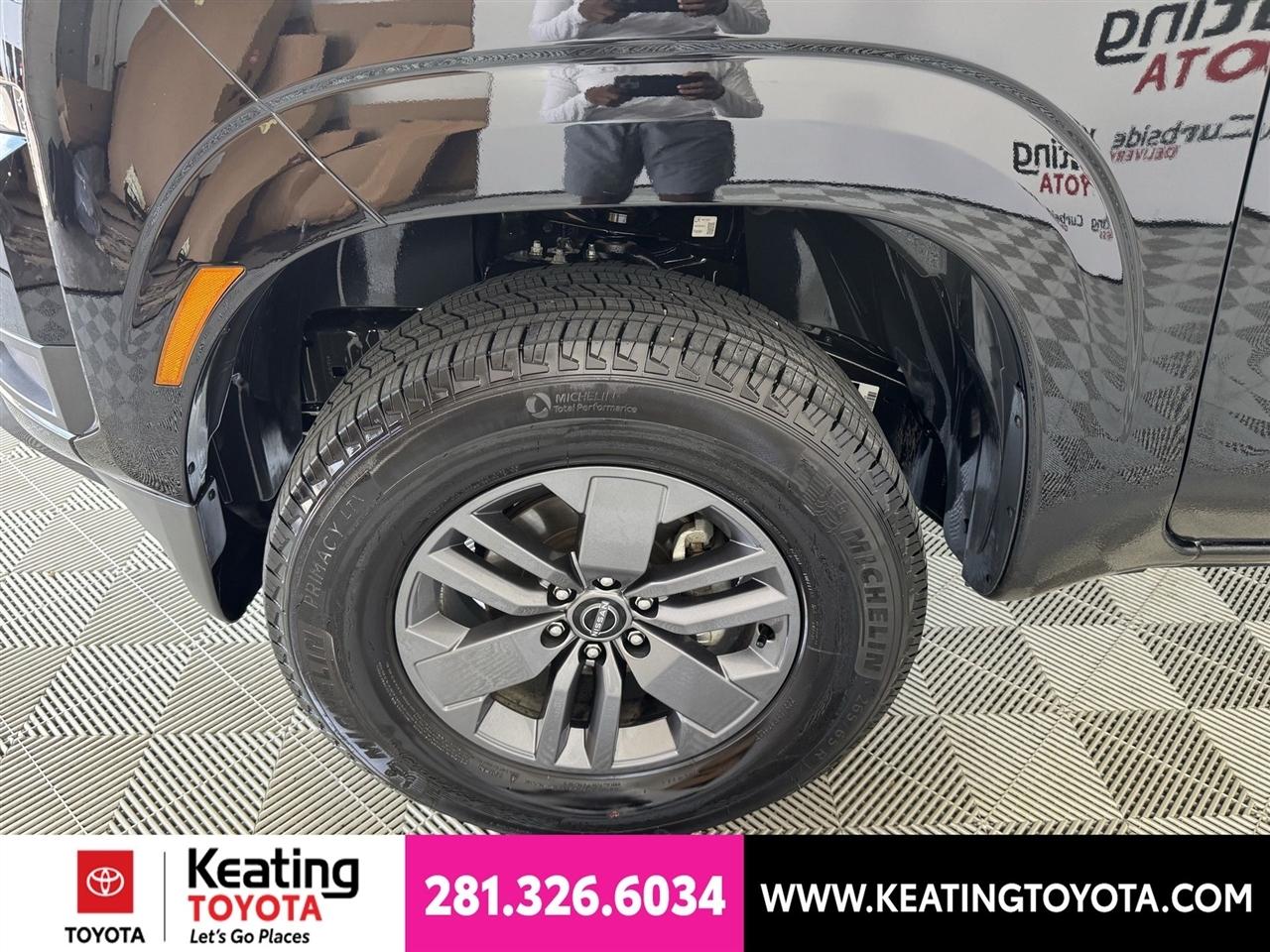 Nissan Frontier SV Crew Cab 4WD 2026