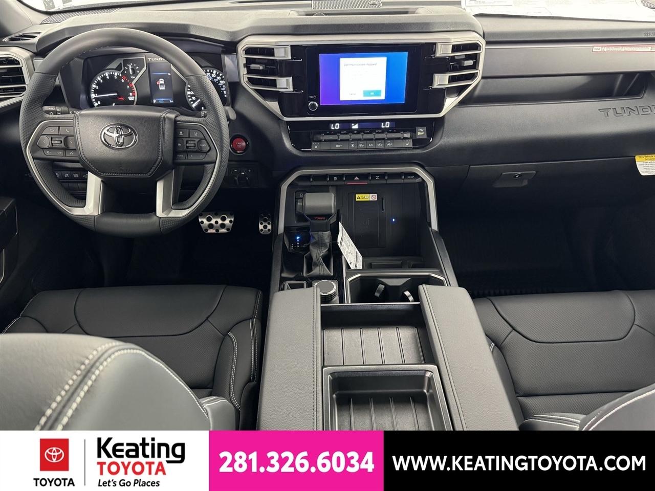 Toyota Tundra SR5 CrewMax 4WD 2026