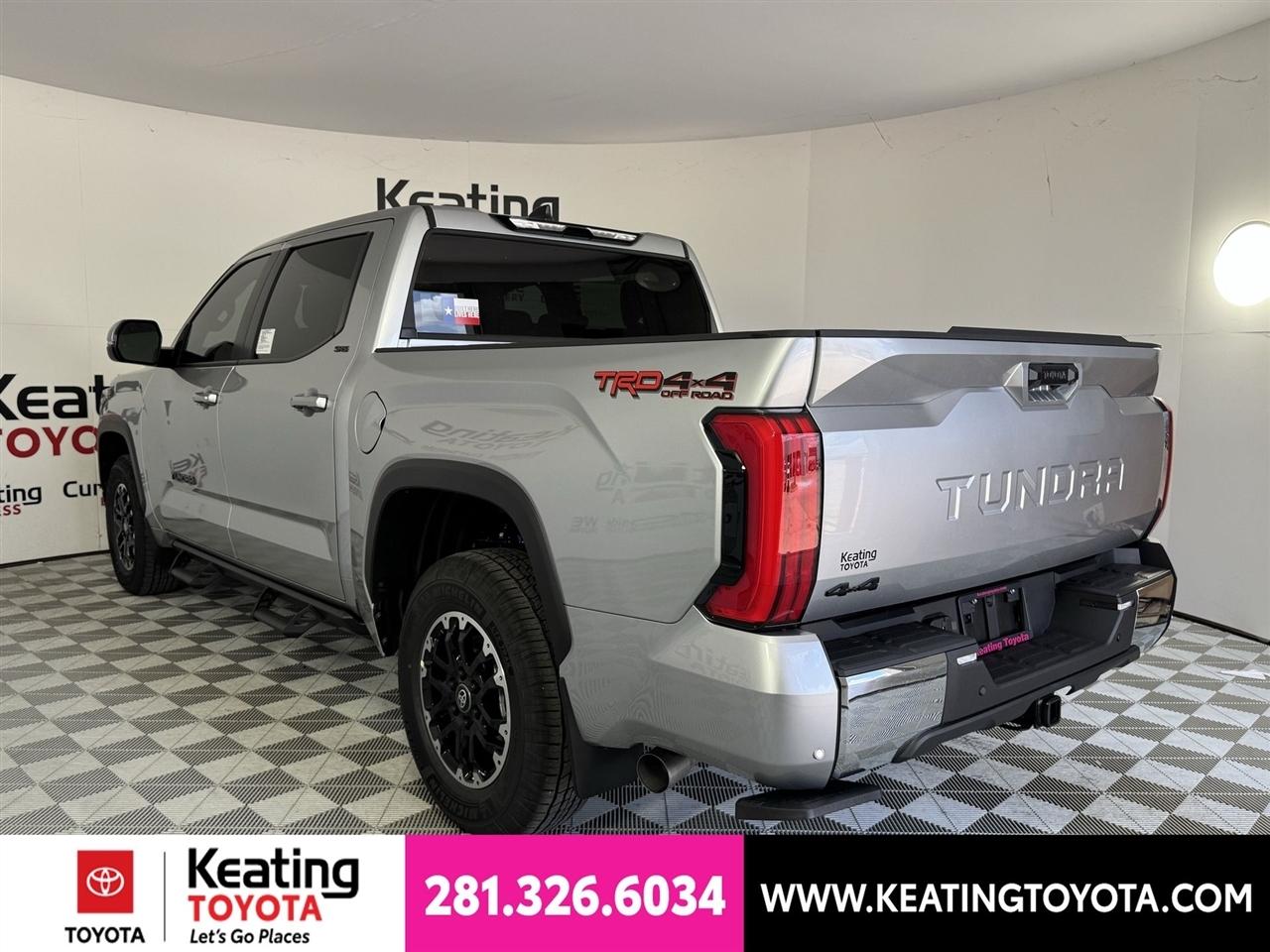 Toyota Tundra SR5 CrewMax 4WD 2026