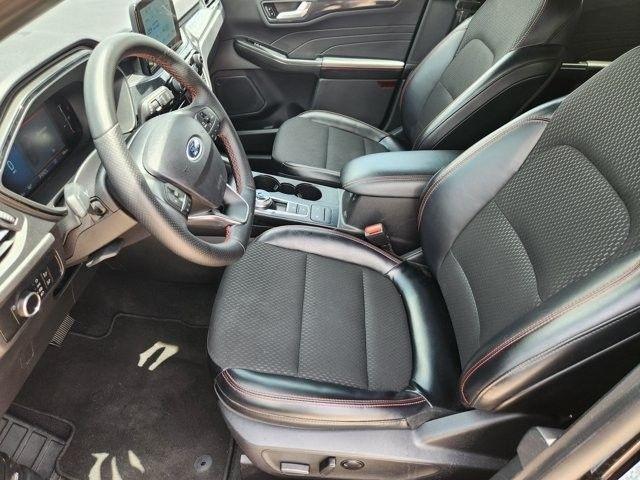 Ford Escape ST-Line 2025