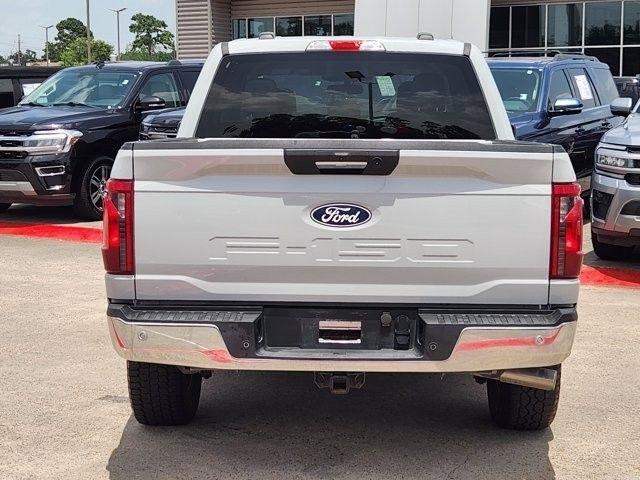 Ford F-150 XLT SuperCrew 4WD 2024