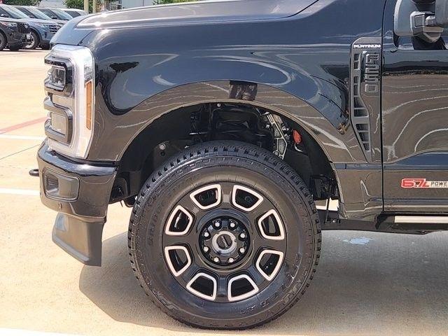 Ford F-250 SD Platinum Crew Cab 4WD 2026