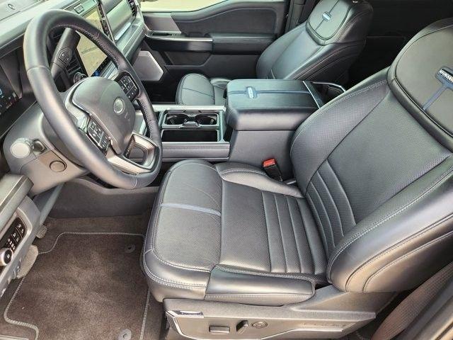 Ford F-250 SD Platinum Crew Cab 4WD 2026