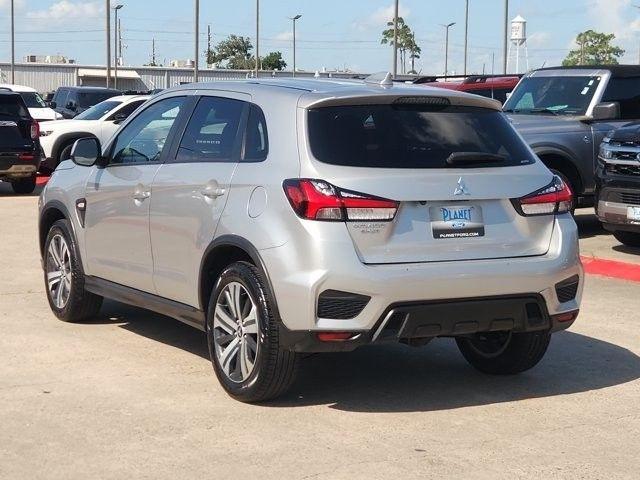 Mitsubishi Outlander Sport 2.0 ES 4WD 2025
