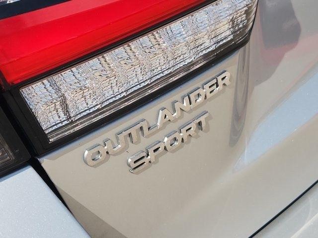 Mitsubishi Outlander Sport 2.0 ES 4WD 2025