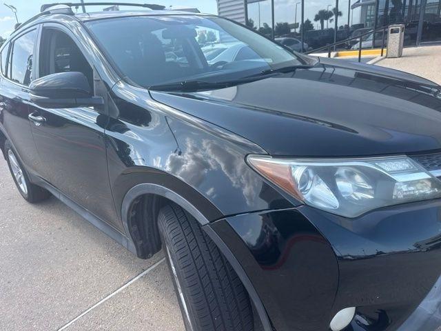 Toyota RAV4 XLE FWD 2013