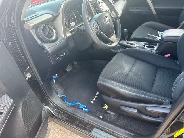 Toyota RAV4 XLE FWD 2013