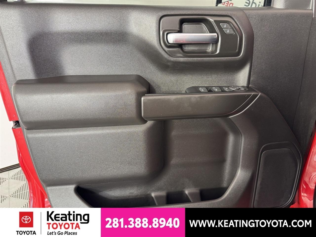 Chevrolet Silverado 1500 Limited Custom Crew Cab Short Box 2WD 2022
