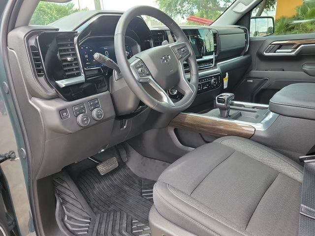 Chevrolet Silverado 1500 Trail Boss LT Crew Cab 4WD 2026
