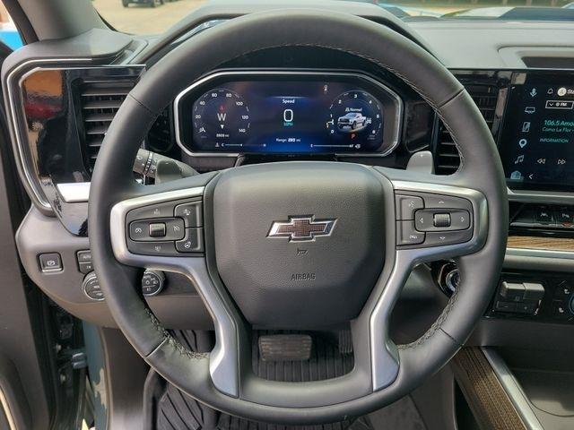 Chevrolet Silverado 1500 Trail Boss LT Crew Cab 4WD 2026