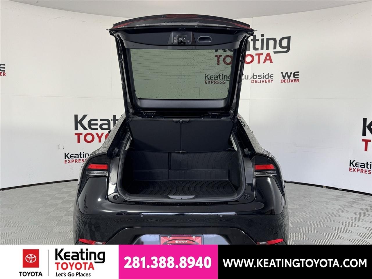 Toyota Prius XLE 2024