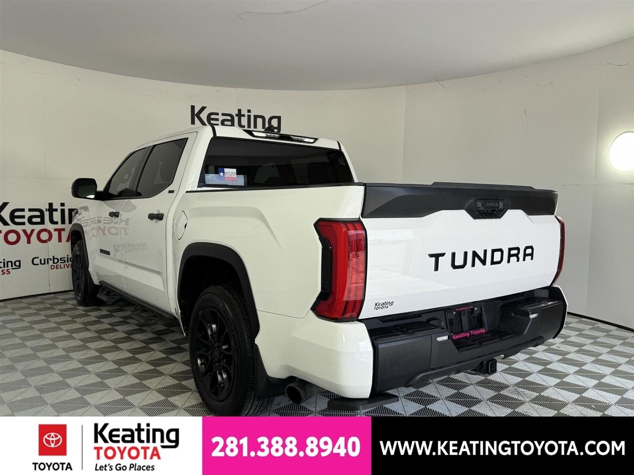 Toyota Tundra SR5 CrewMax 2WD 2024