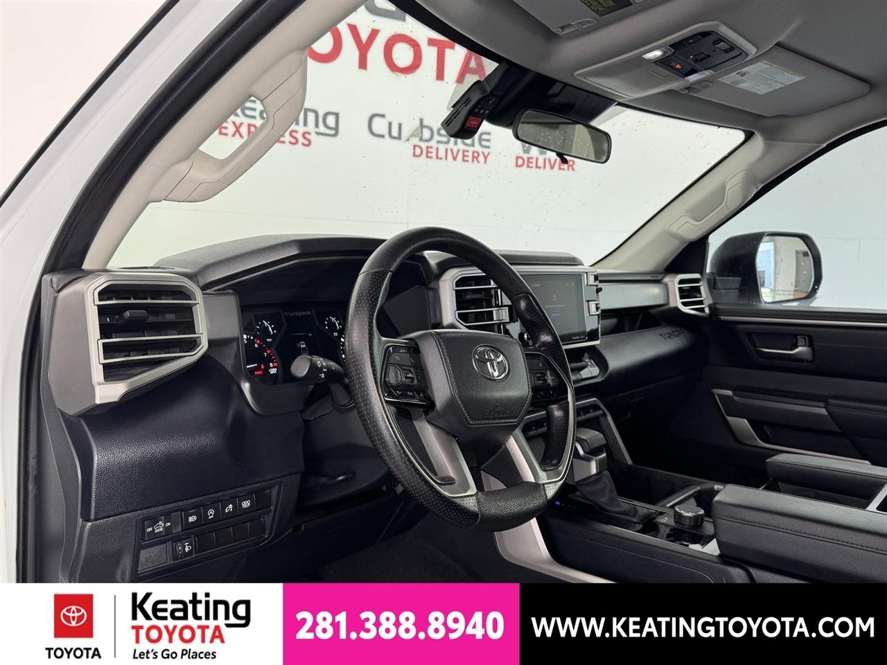 Toyota Tundra SR5 CrewMax 2WD 2024