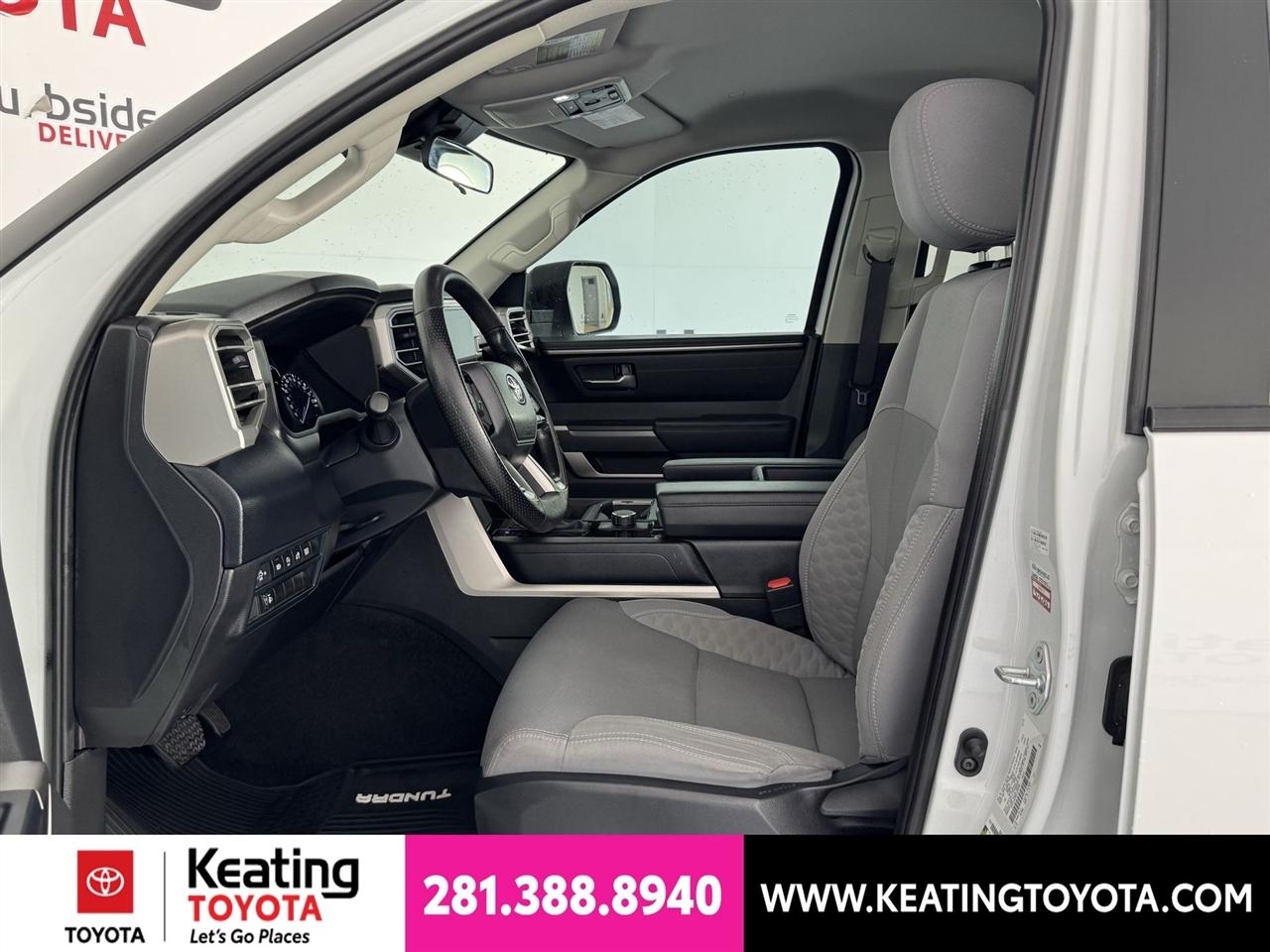 Toyota Tundra SR5 CrewMax 2WD 2024