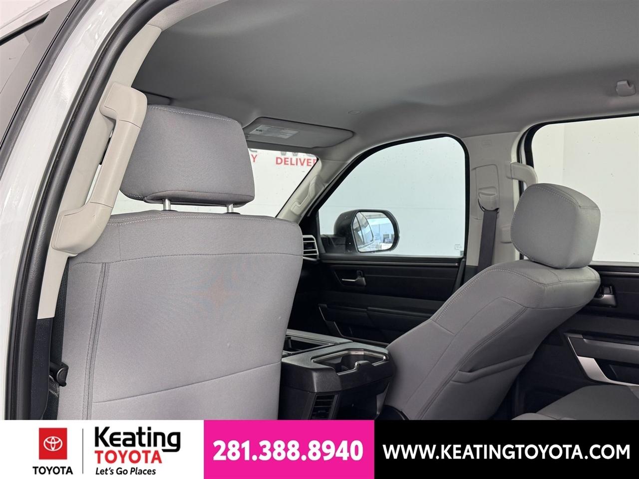 Toyota Tundra SR5 CrewMax 2WD 2024