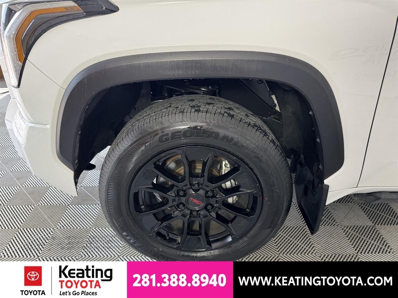 Toyota Tundra SR5 CrewMax 2WD 2024