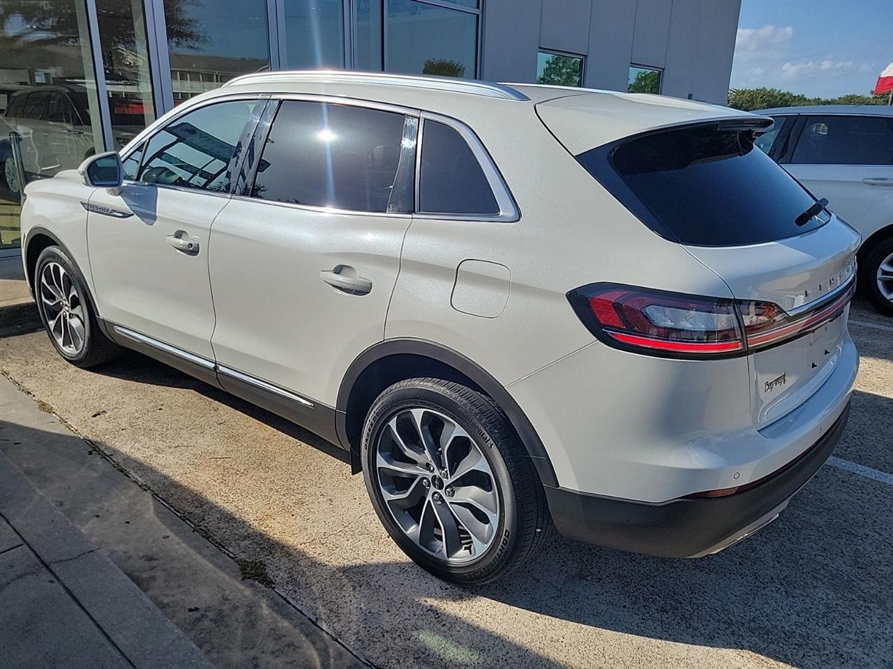 Lincoln Nautilus Reserve AWD 2023