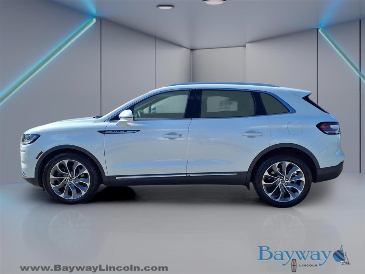 Lincoln Nautilus Reserve AWD 2023
