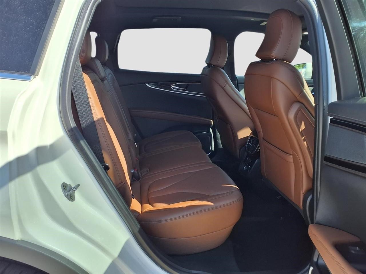 Lincoln Nautilus Reserve AWD 2023
