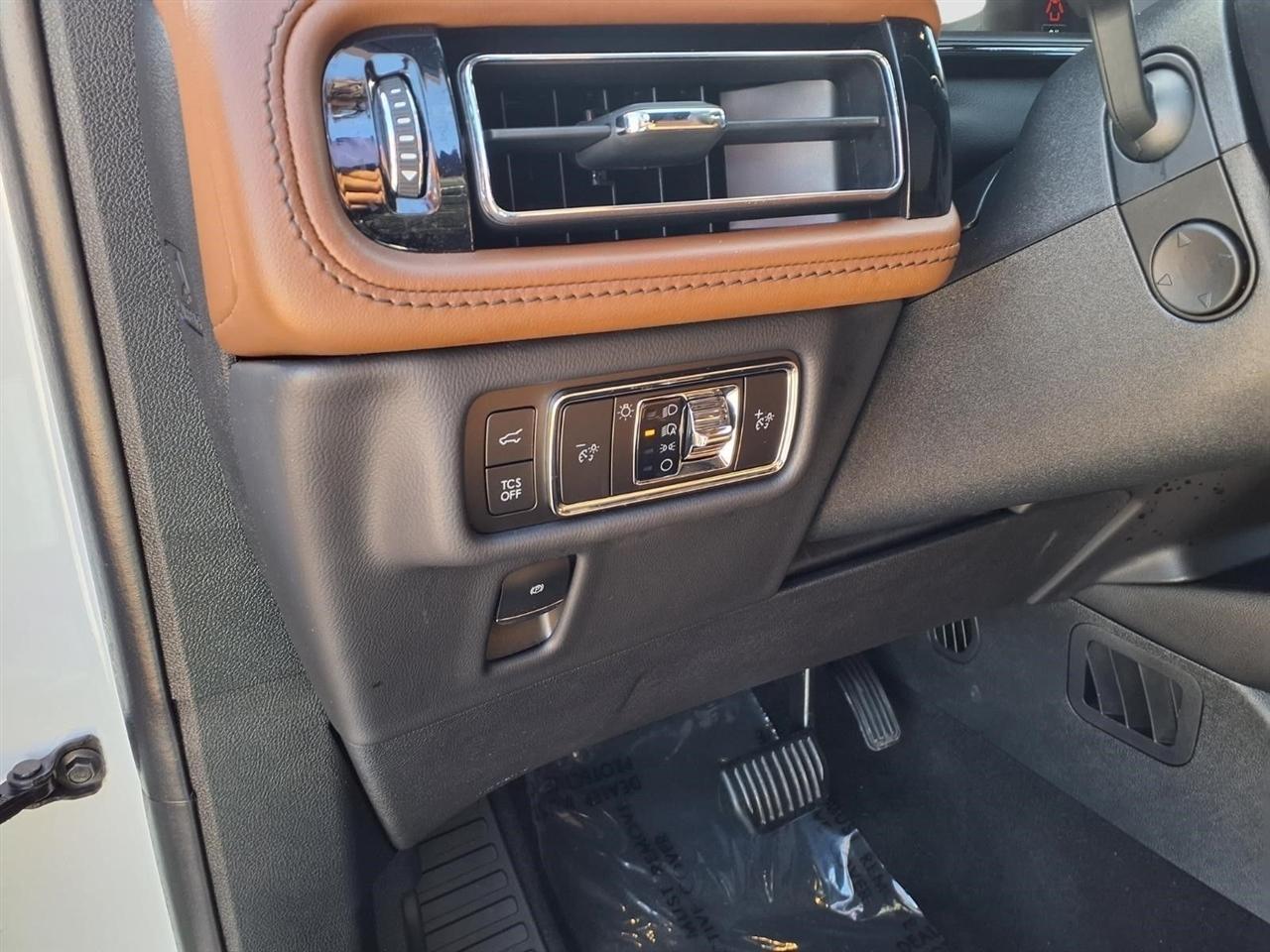 Lincoln Nautilus Reserve AWD 2023