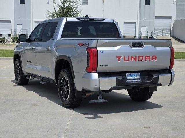 Toyota Tundra SR5 CrewMax 4WD 2024
