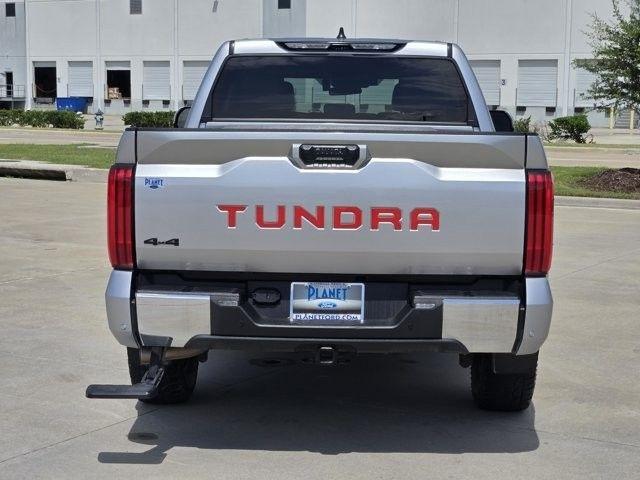 Toyota Tundra SR5 CrewMax 4WD 2024