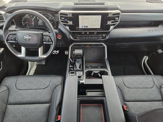 Toyota Tundra SR5 CrewMax 4WD 2024