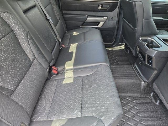 Toyota Tundra SR5 CrewMax 4WD 2024