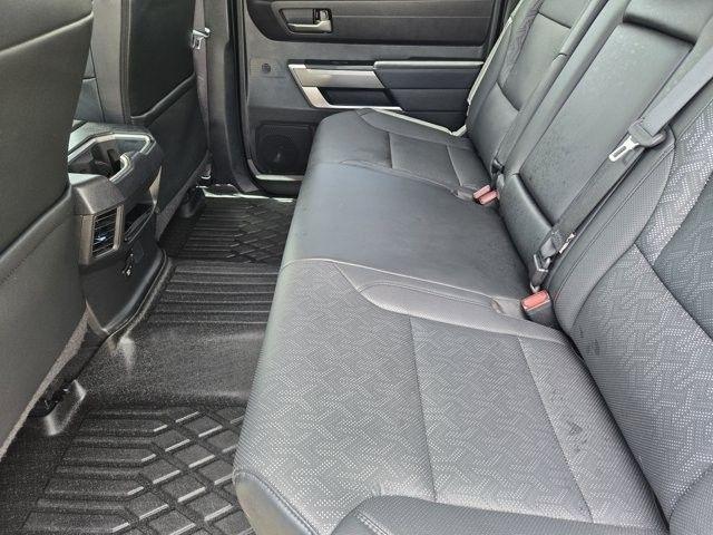 Toyota Tundra SR5 CrewMax 4WD 2024