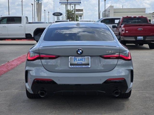 BMW 4-Series 430i coupe 2025