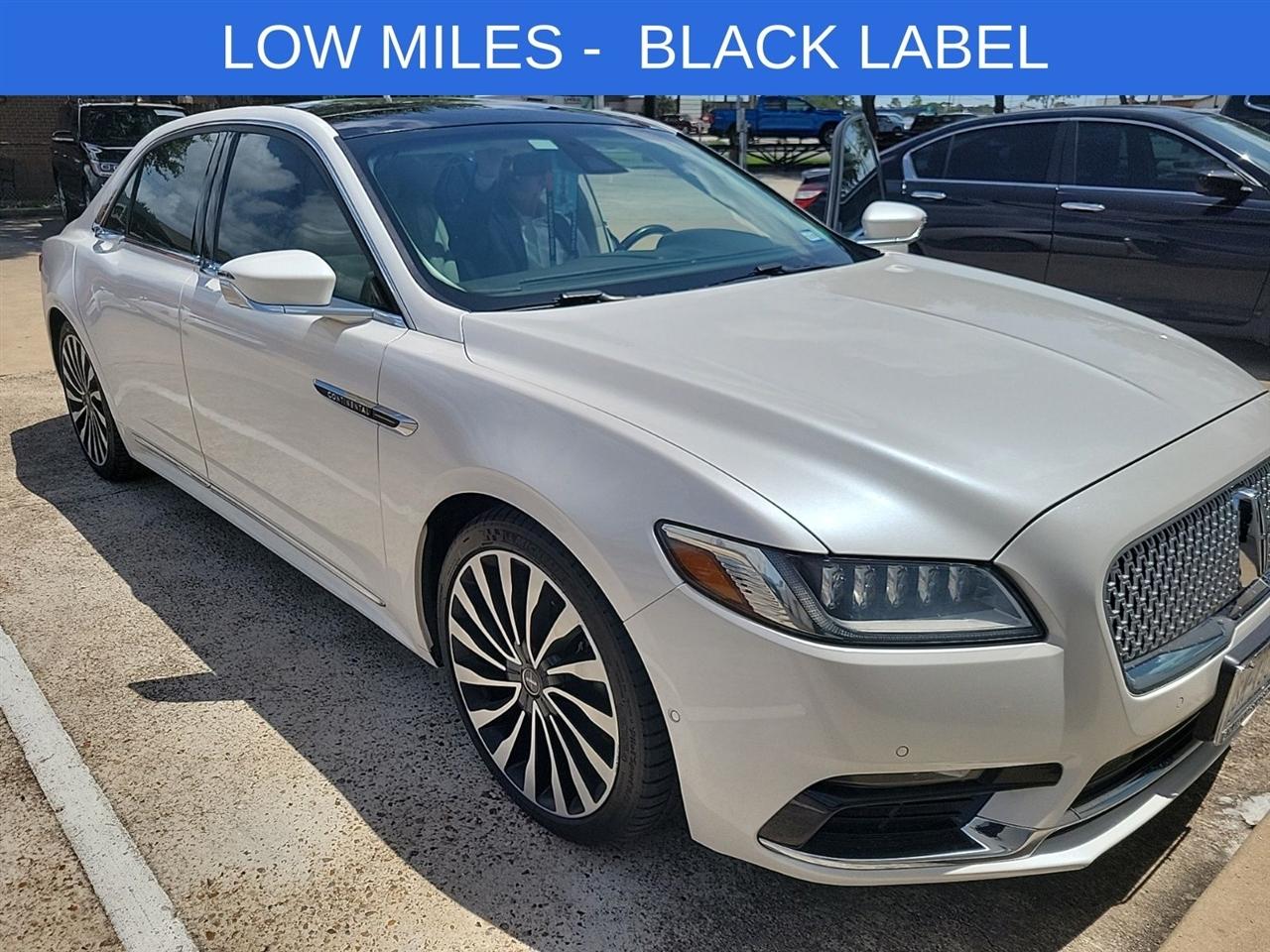 Lincoln Continental Black Label AWD 2017