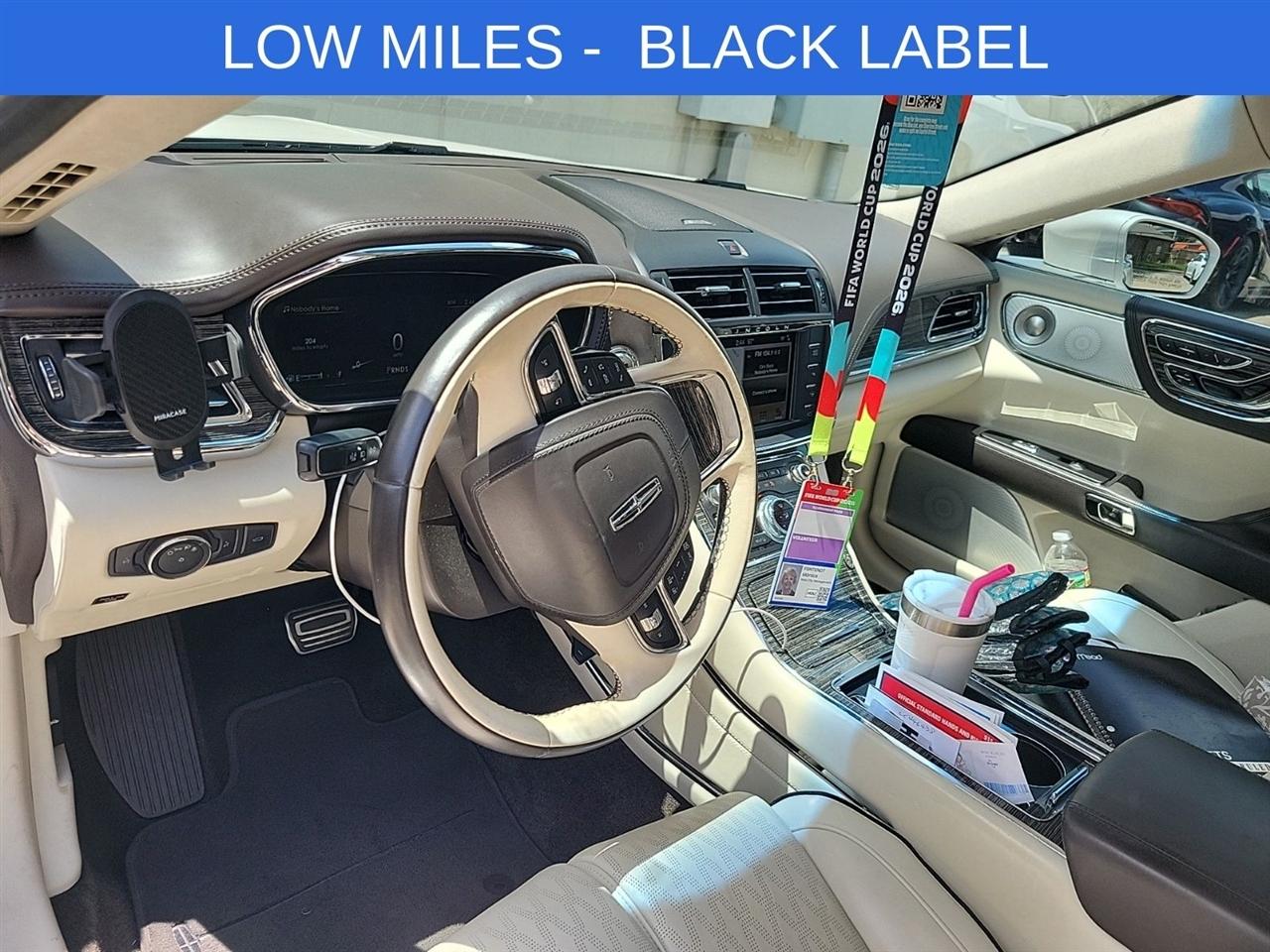 Lincoln Continental Black Label AWD 2017