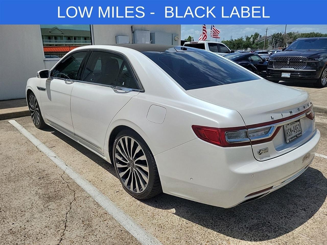 Lincoln Continental Black Label AWD 2017