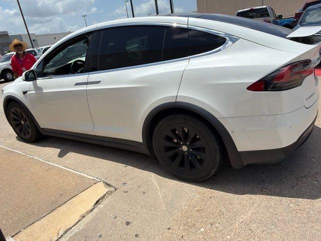 Tesla Model X 90D 2017