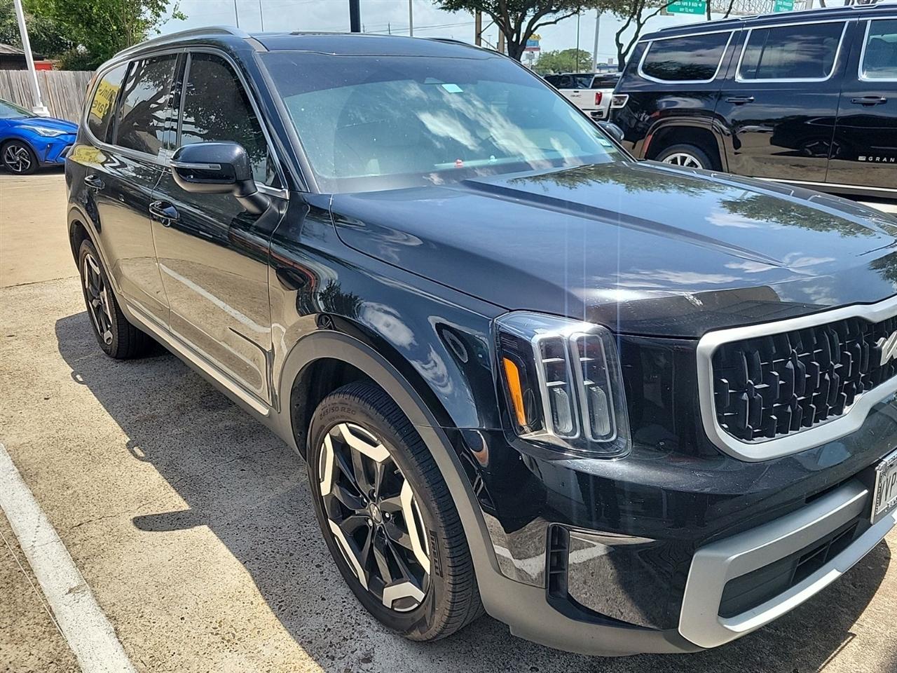 Kia Telluride EX 2025