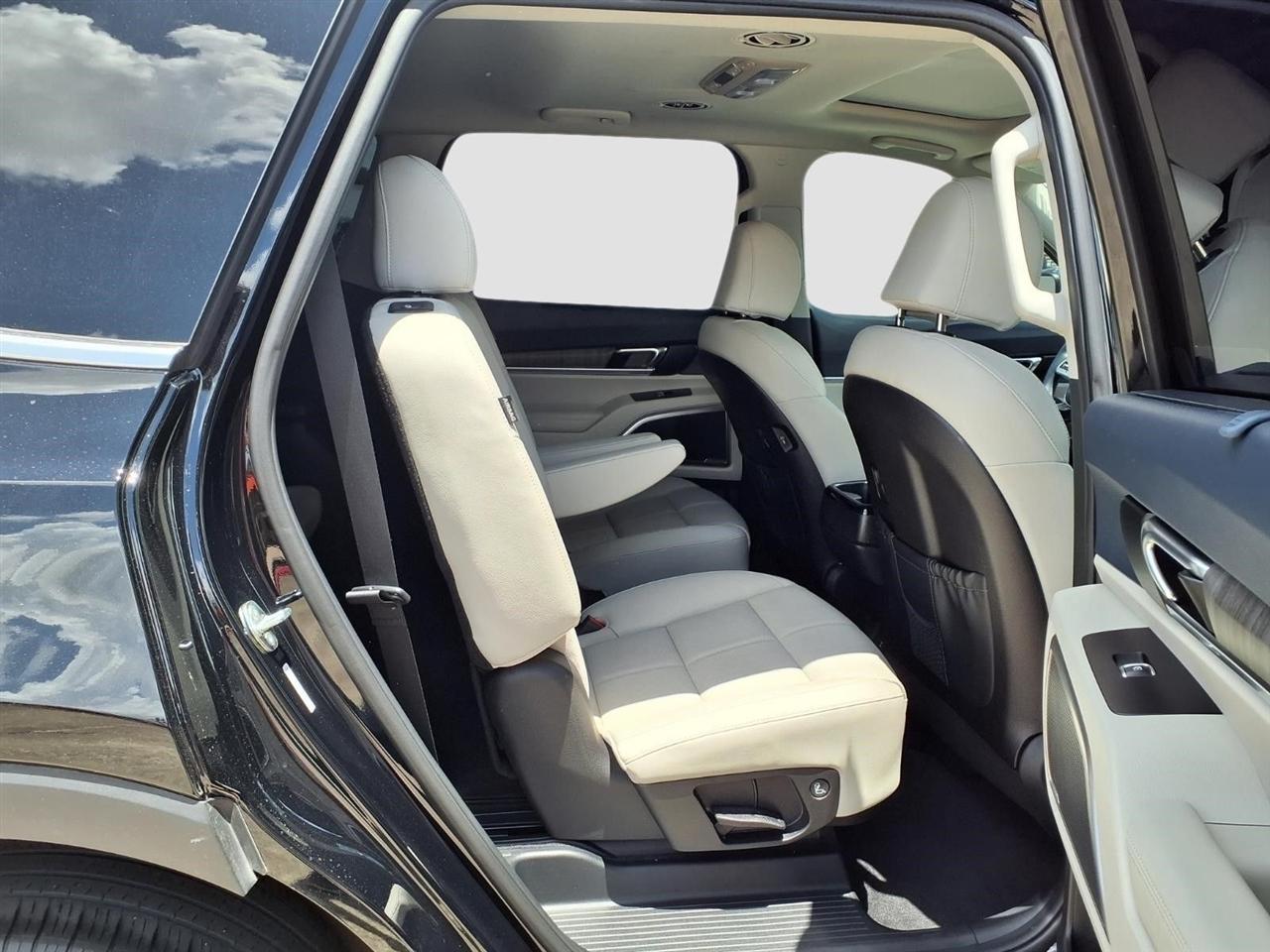 Kia Telluride EX 2025