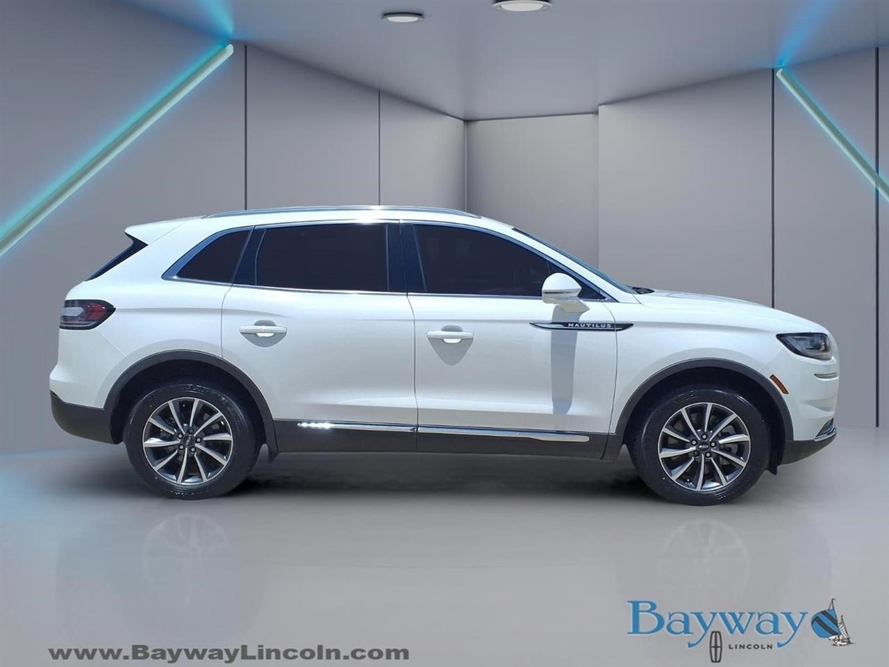 Lincoln Nautilus Base 2022