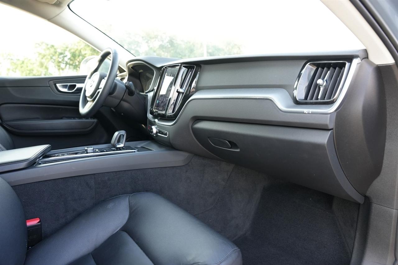 Volvo XC60 B5 Core AWD 2023