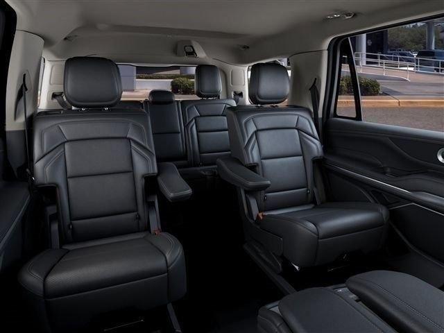 Lincoln Navigator  2027