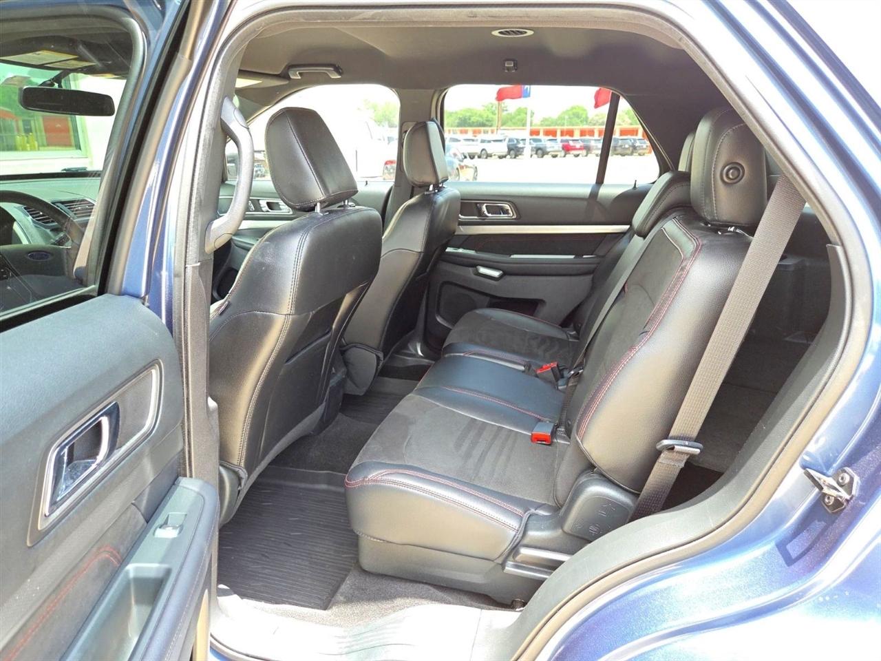Ford Explorer XLT FWD 2018