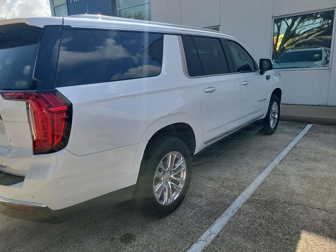 GMC Yukon XL SLT 2WD 2023