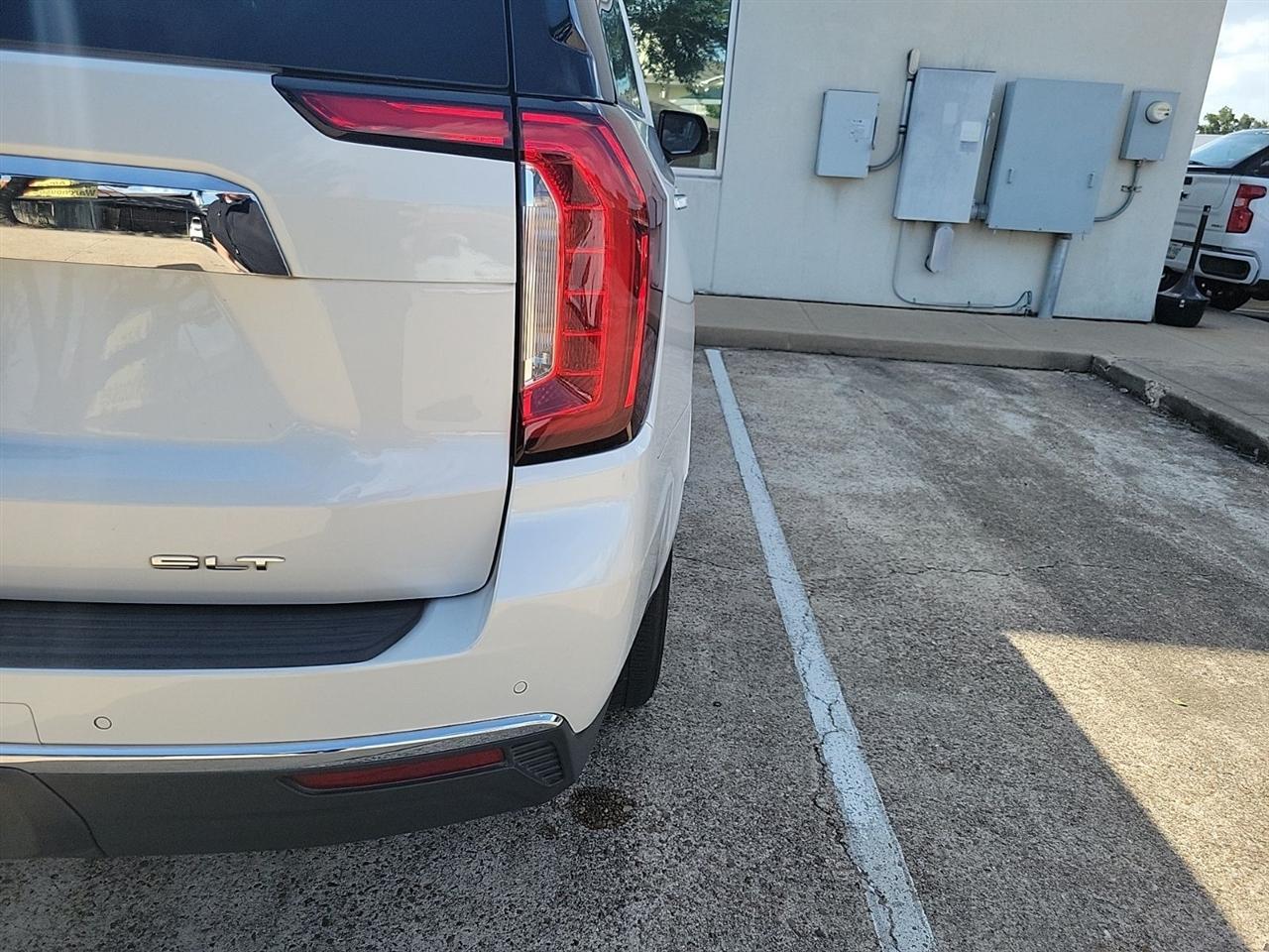 GMC Yukon XL SLT 2WD 2023