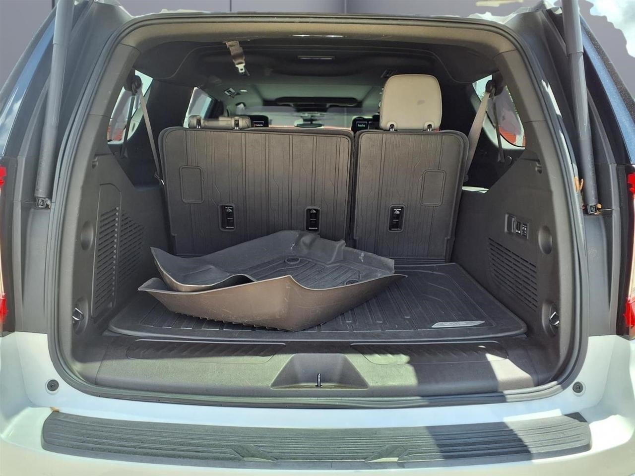 GMC Yukon XL SLT 2WD 2023