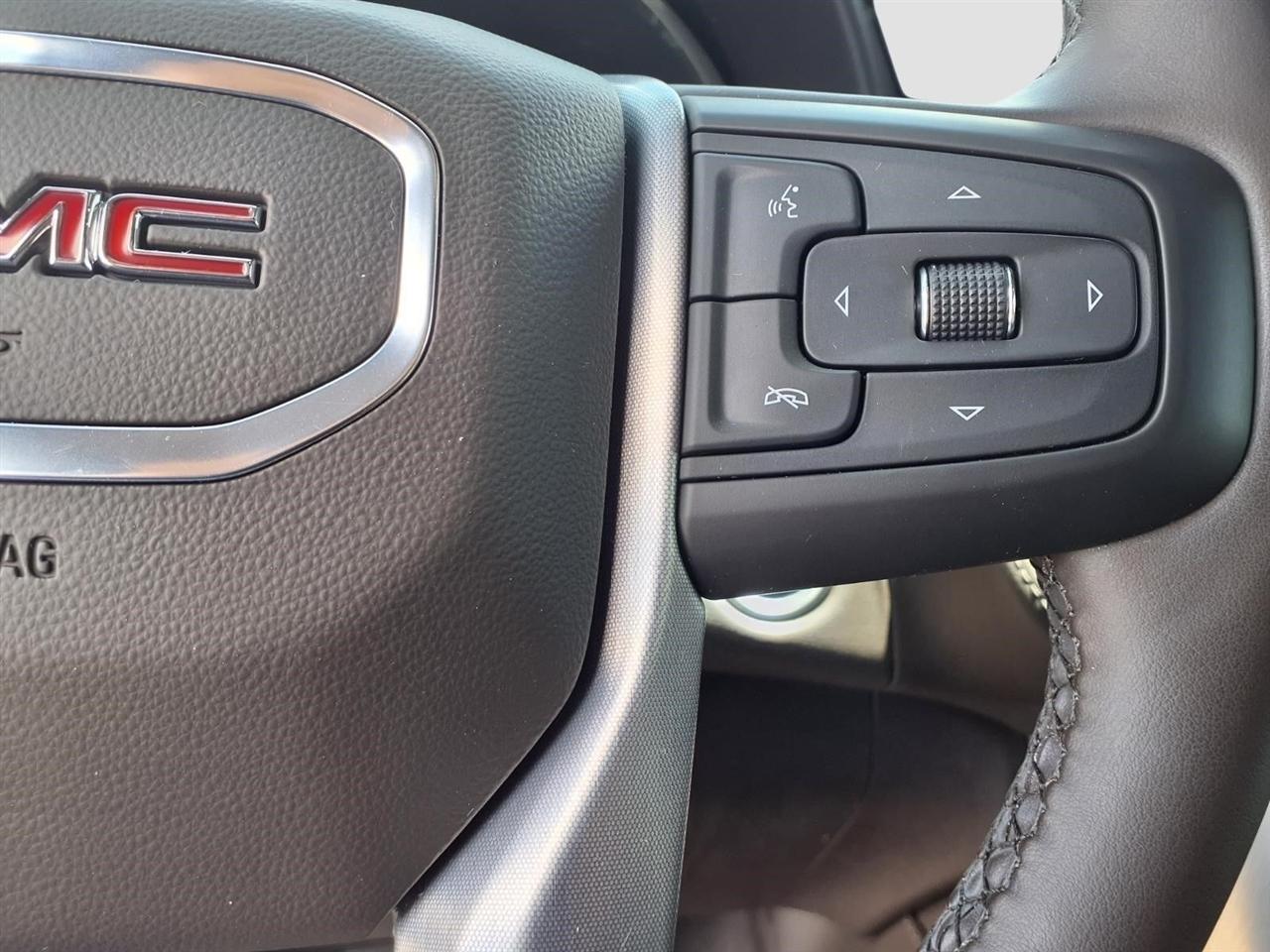 GMC Yukon XL SLT 2WD 2023