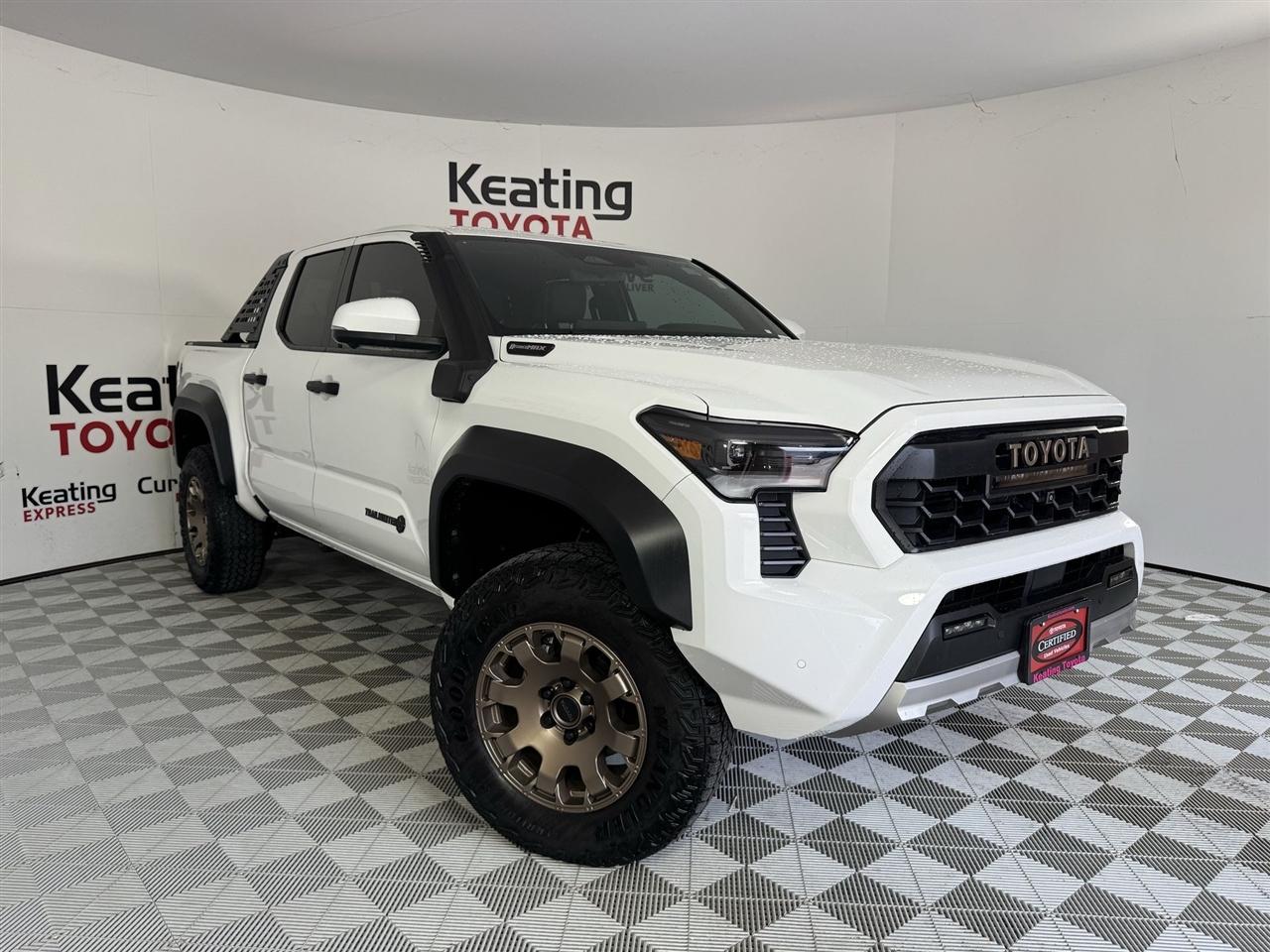 Toyota Tacoma Double Cab 4WD 2025