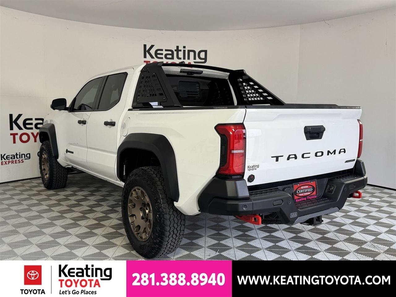 Toyota Tacoma Double Cab 4WD 2025