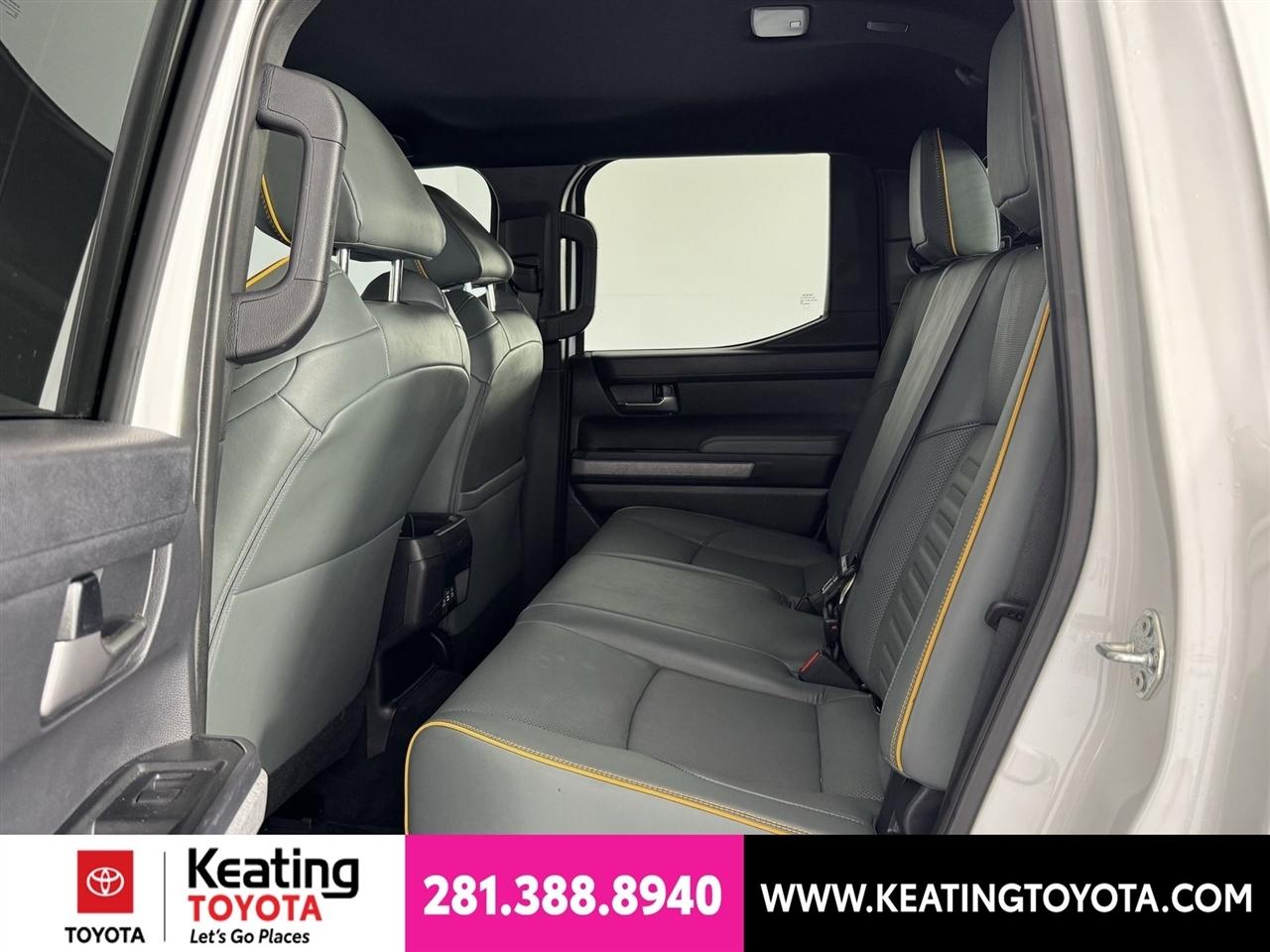 Toyota Tacoma Double Cab 4WD 2025