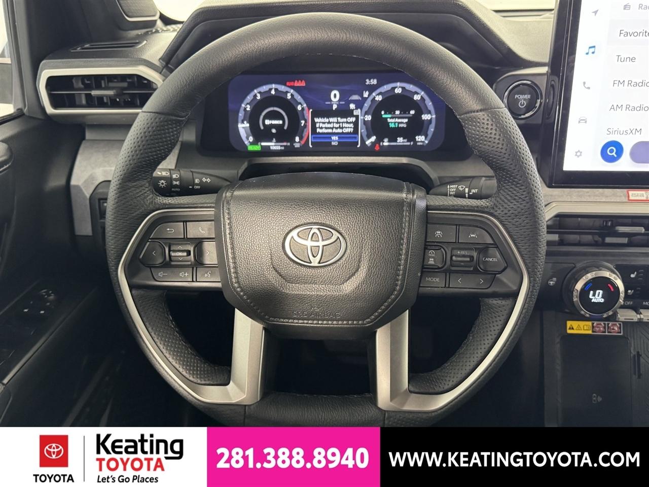 Toyota Tacoma Double Cab 4WD 2025